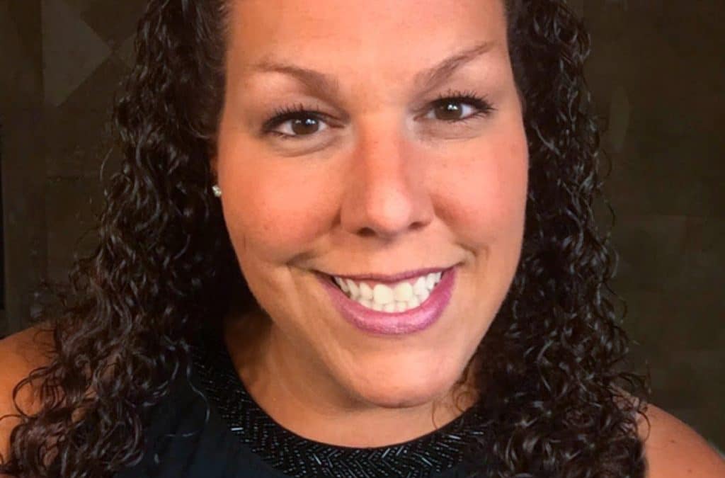 Homie Highlight: Dara Evans