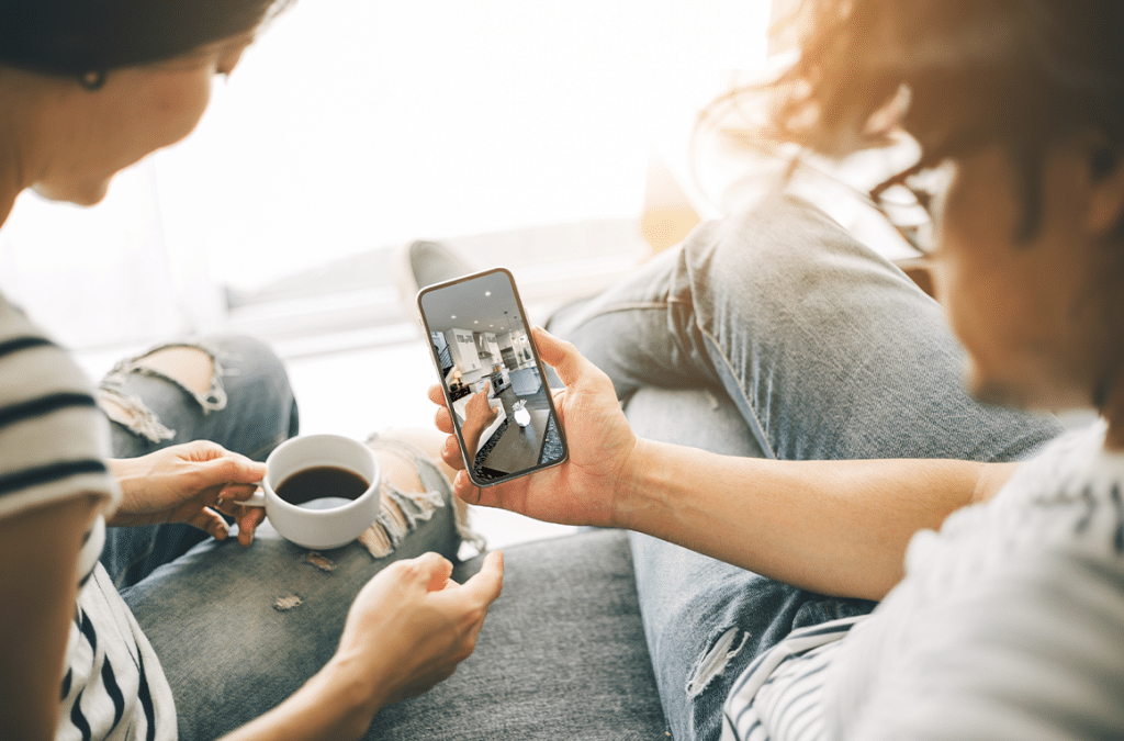 How to Remain Safe & Healthy During a Home Tour [Infographic]